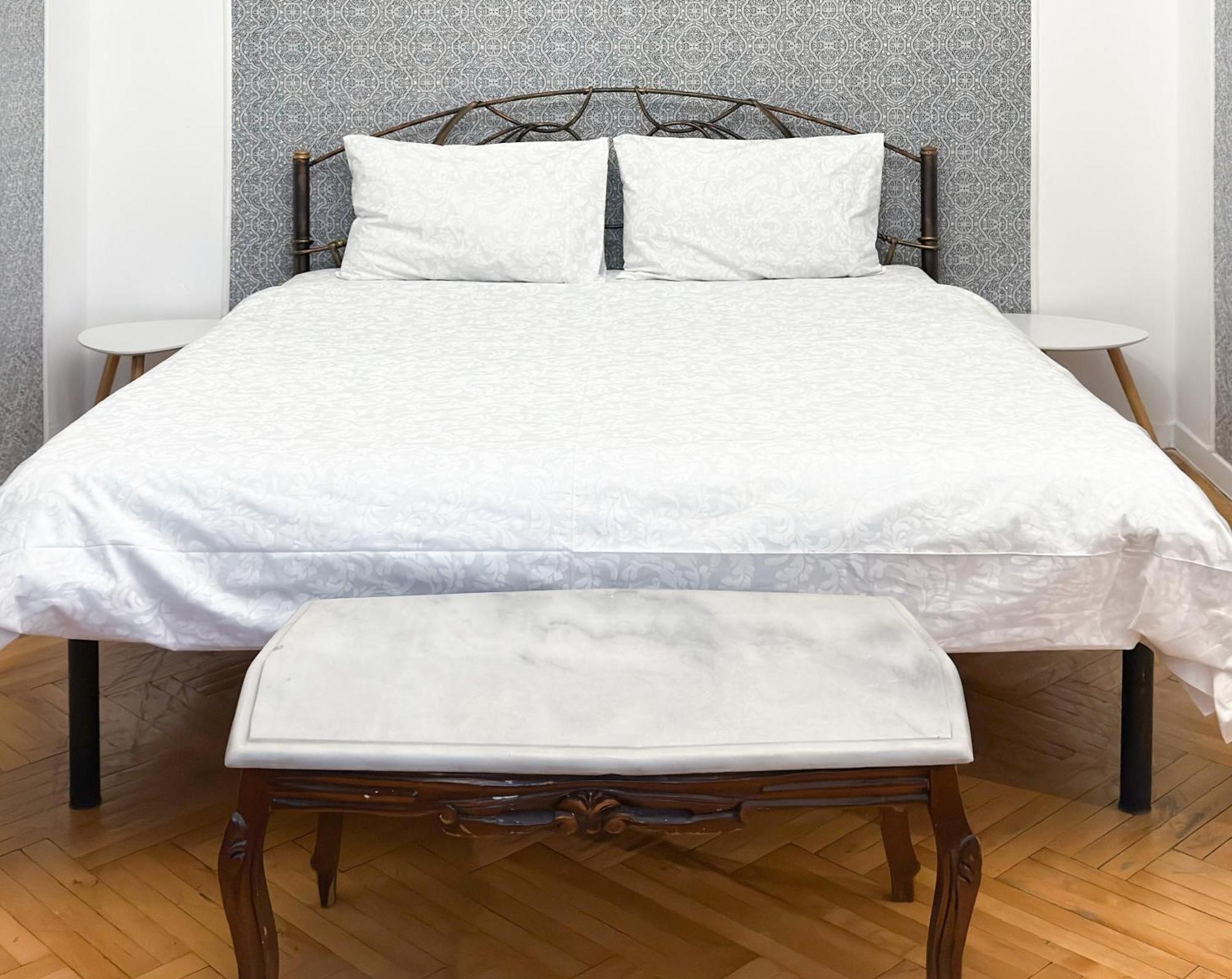 Teodora Square Apartments Площа Святого Теодора Leopoli Esterno foto